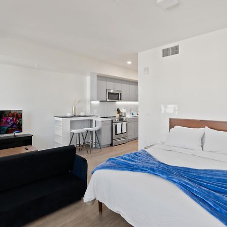 Bright Studio On Sunset Blvd, Free Parking, Gym, And Pool Los Angeles Exteriér fotografie
