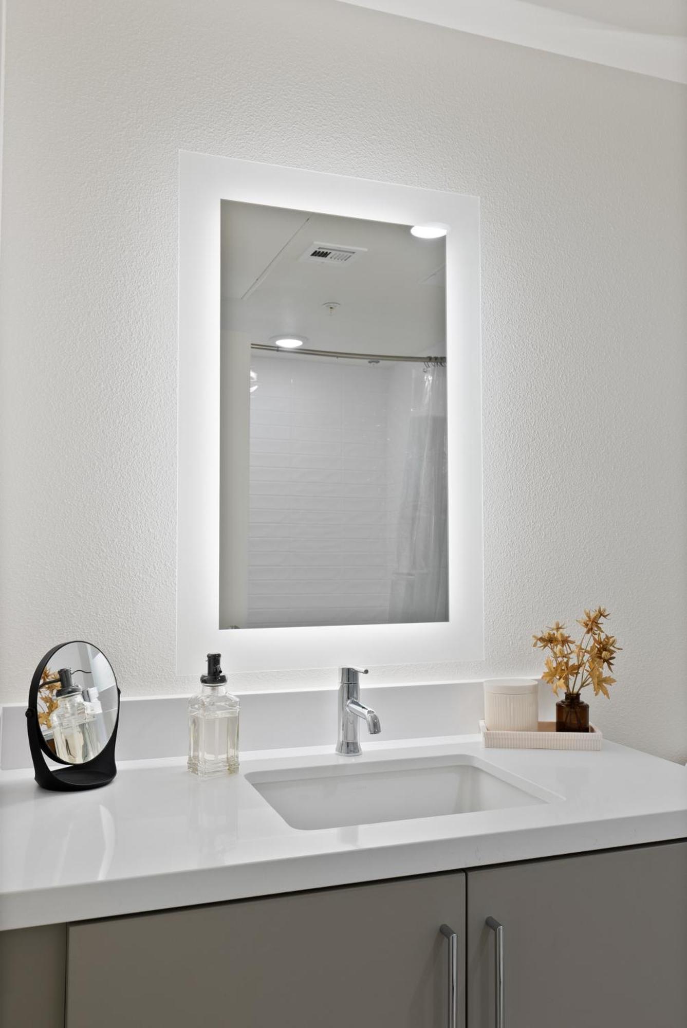 Bright Studio On Sunset Blvd, Free Parking, Gym, And Pool Los Angeles Exteriér fotografie