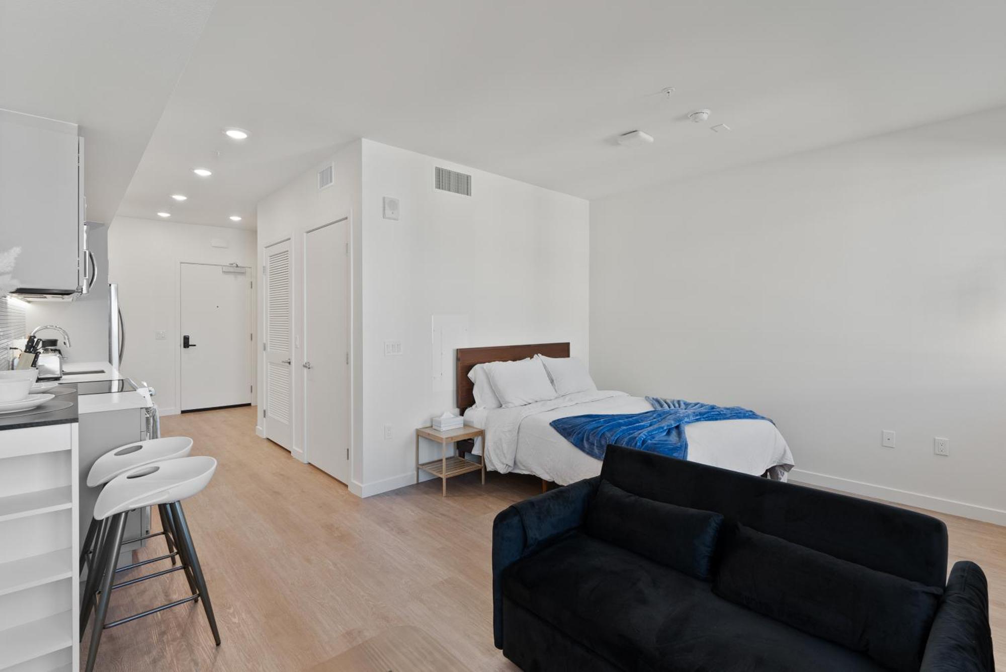 Bright Studio On Sunset Blvd, Free Parking, Gym, And Pool Los Angeles Exteriér fotografie
